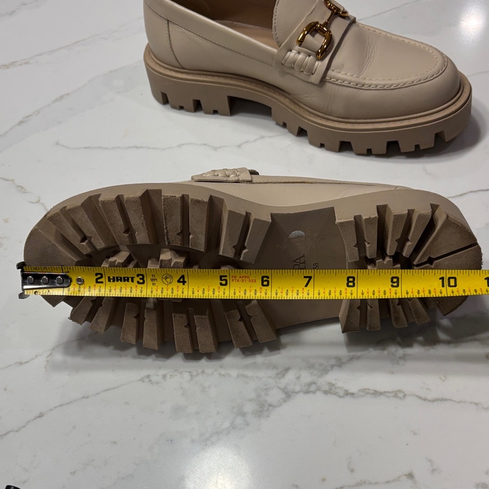 Zara Beige Loafers with Gold Buckle Detail - Picture 17 of 17